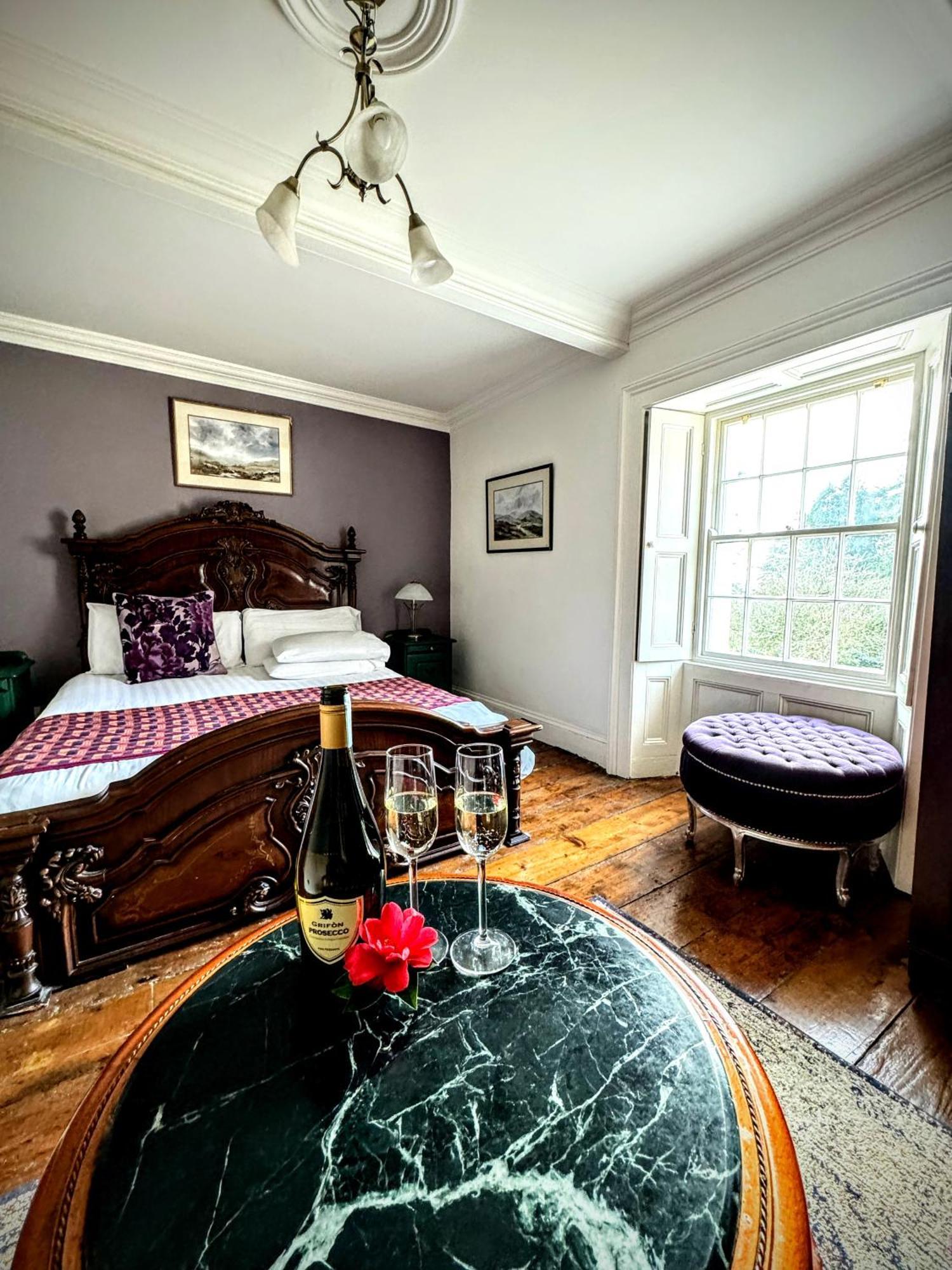 Clone Country House 奥赫里姆 外观 照片 The Old Rectory, bedroom